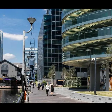 Canary Luxe Apartment Londra Esterno foto