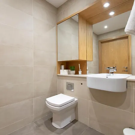 Canary Luxe Apartment Londra Esterno foto