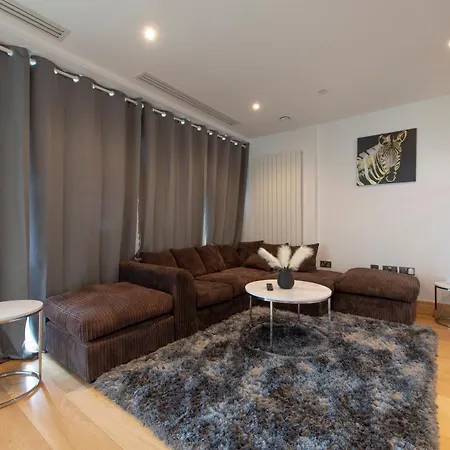 Canary Luxe Apartment Londra Esterno foto