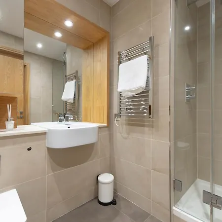 Canary Luxe Apartment Londra Esterno foto