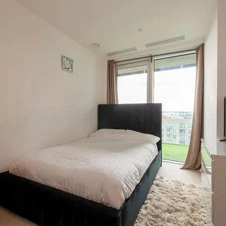 Canary Luxe Apartment Londra Esterno foto